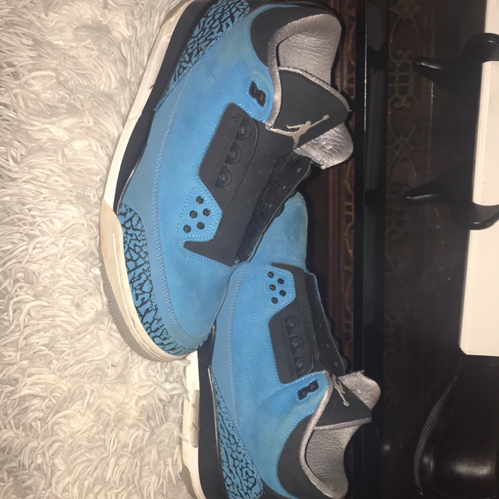 Powder Blue Jordan 3